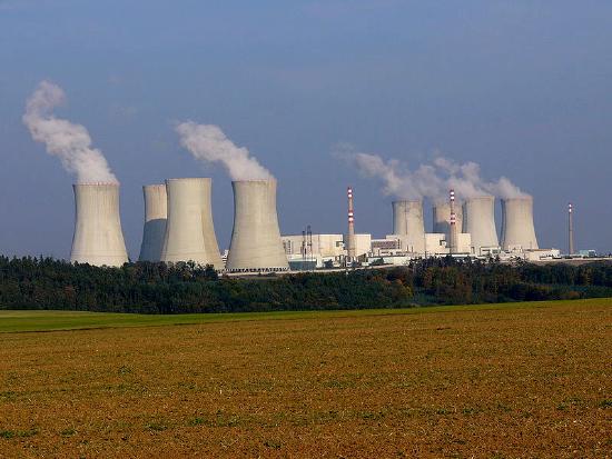 Nuclear.power.plant.Dukovany.jpg