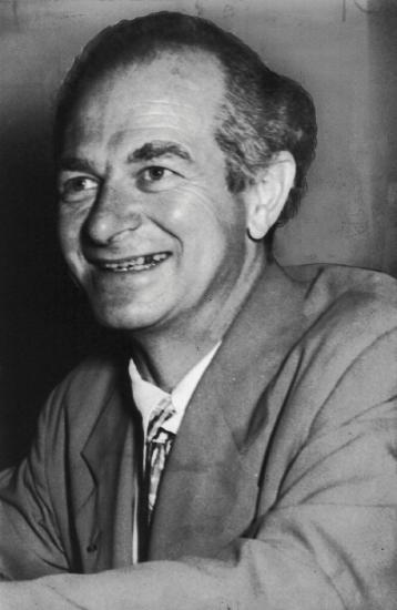 Portrait of Linus Pauling. 