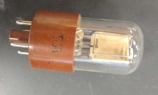 vacuum tube.jpg