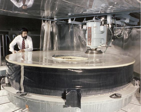 Image of Grinding of the Hubble Space Telescope Mirror, 1979.