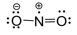 O izquierdo tiene 3 pares solitarios y un par de enlaces con N, O derecho tiene dos pares solitarios y dos pares de enlaces con N
