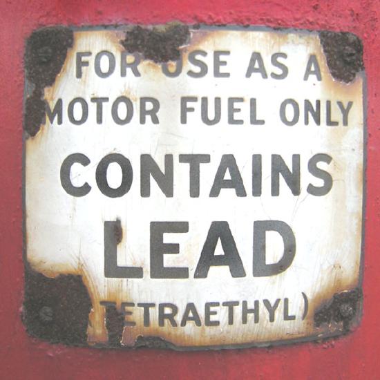 Gas_pump_lead_warningSmall.jpg