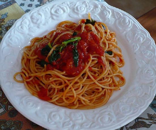 A plate of spaghetti. 